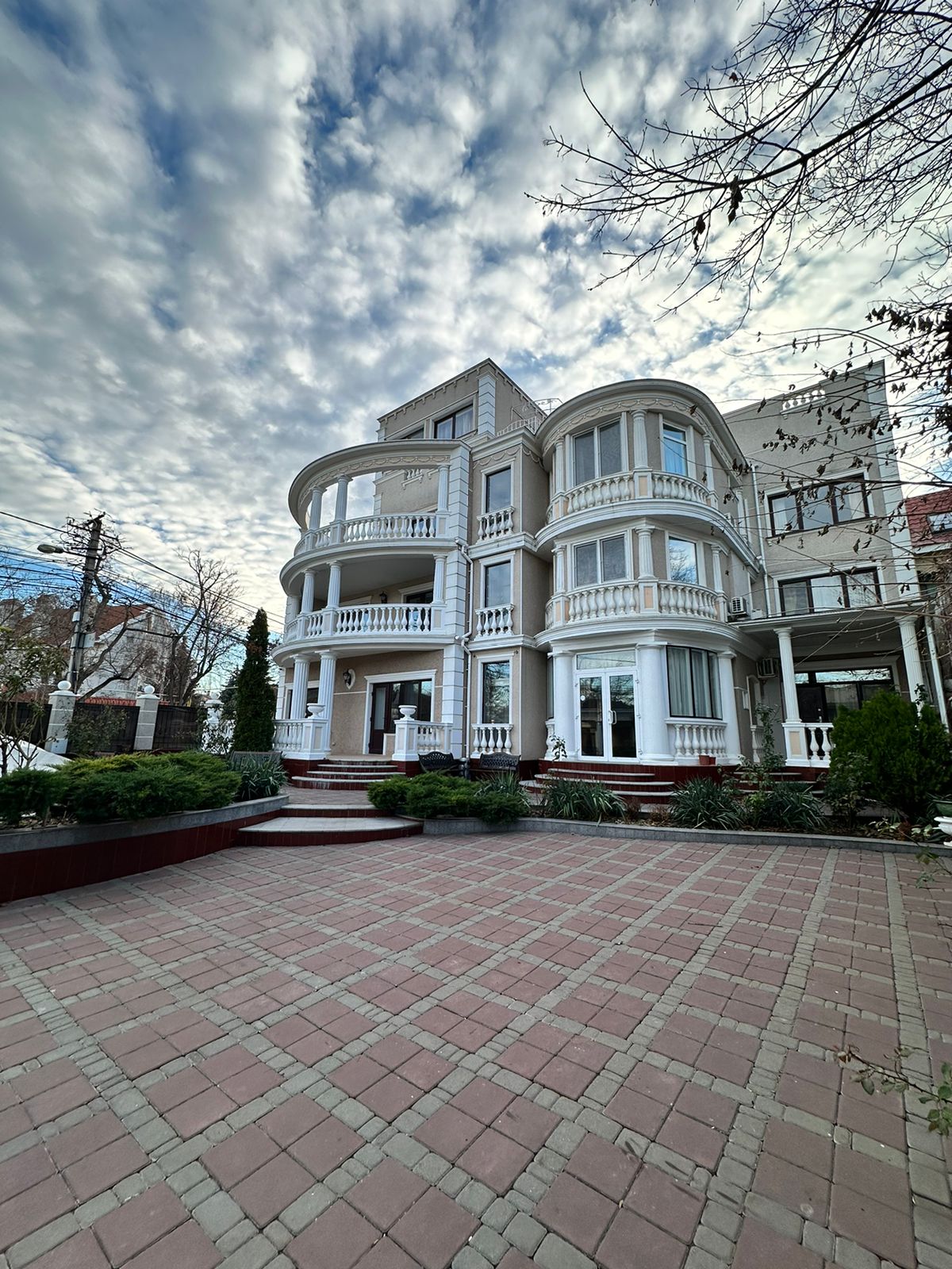 Частный дом престарелых у моря в Одессе - идеальная старость